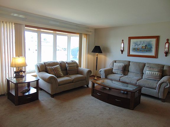 4th image of 10342 S Michael Dr