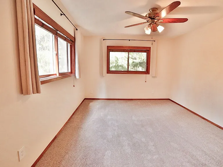 330 Wilderness Drive — Photo 18