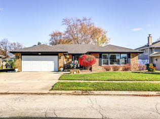 15413 Sunflower Ct, Orland Park, IL 60462