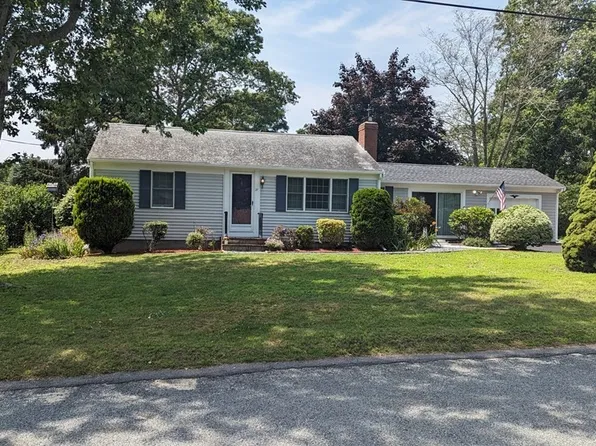 27 Bernard St, South Yarmouth, MA 02664