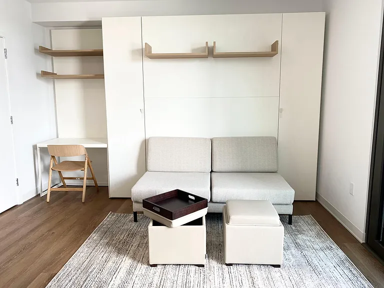 987 Queen St #1416 — Photo 4