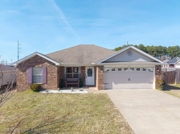 315 Colony Ct, Barling, AR 72923