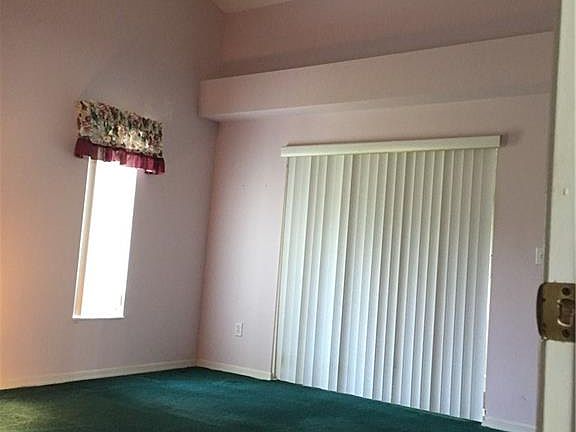 5th image of 1019 Thompson Ave
