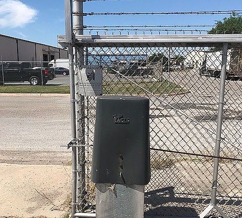 4th image of 225 Industrial Dr