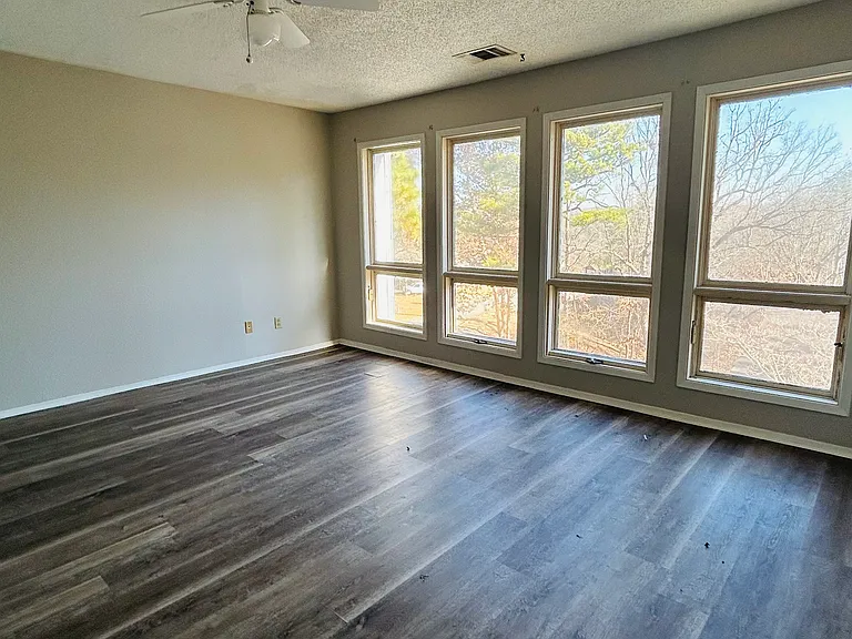 17 Dogwood Dr — Photo 33