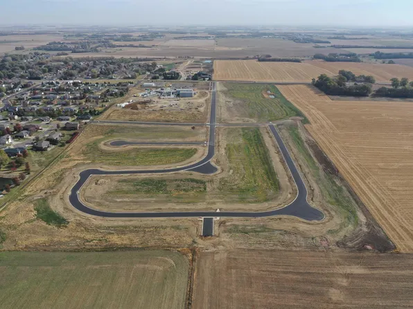 26 Willow Trl, Crooks, SD 57020