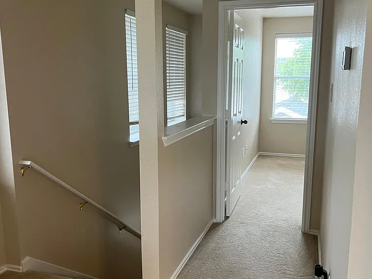 1604 Corn Hill Ln — Photo 16