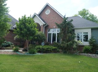 1217 92nd St, Franksville, WI 53126