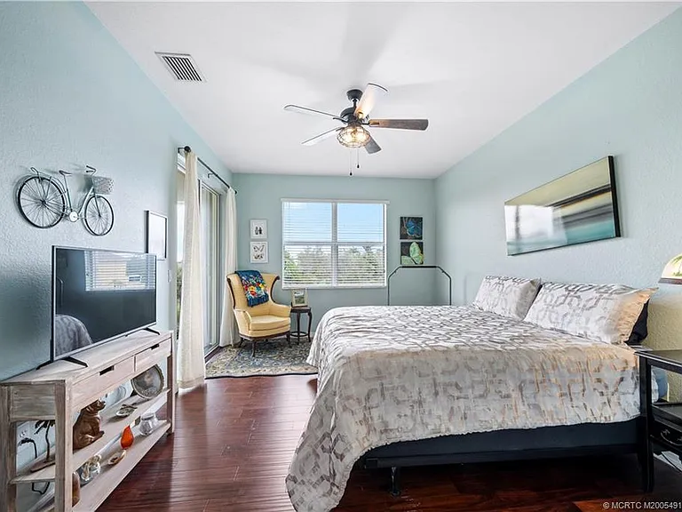 691 SW Glen Crest Way — Photo 40