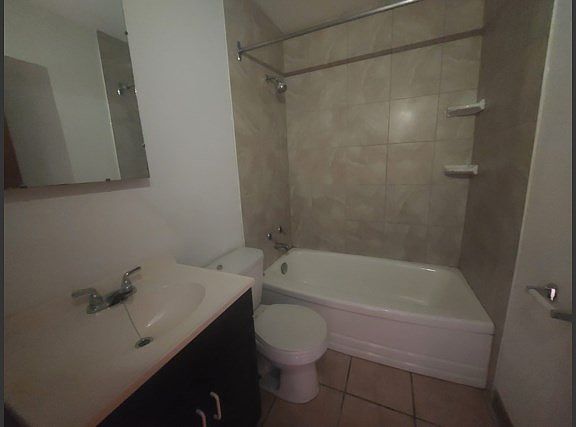 2nd image of 110 Breton Rd #4