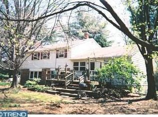 527 Whitford Hills Rd, Exton, PA 19341