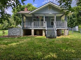 27 Gossett Rd, Candler, NC 28715