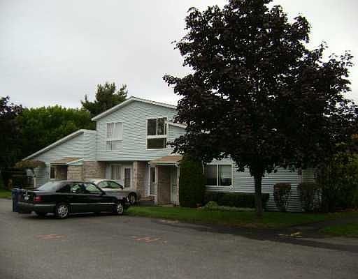 1st image of 752 Williamsburg Cir