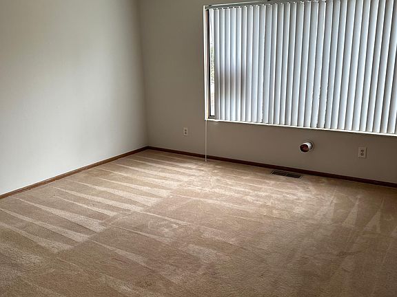 3rd image of 7538 Stone Lake Dr
