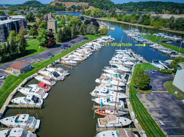 11 Wharfside, Grand Haven, MI 49417