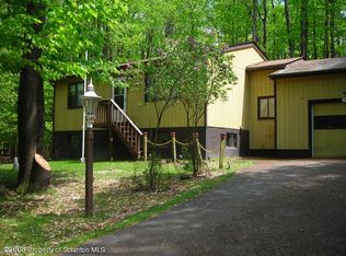 46 Ponderosa Rd, Newfoundland, PA 18445