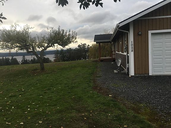 3rd image of 1038 Zion Pl