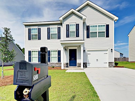 207 Benjamin Dr Lexington SC