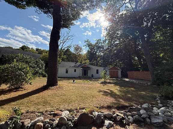 2nd image of 4 Highland Avenue
