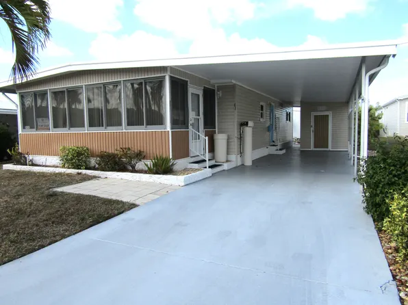 61 Quiche Ct #666, Fort Myers, FL 33912