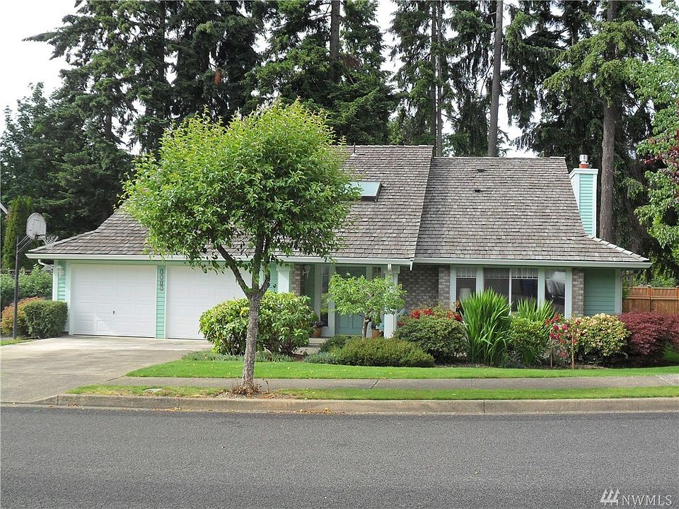 1st image of 1515 27th Ave SE