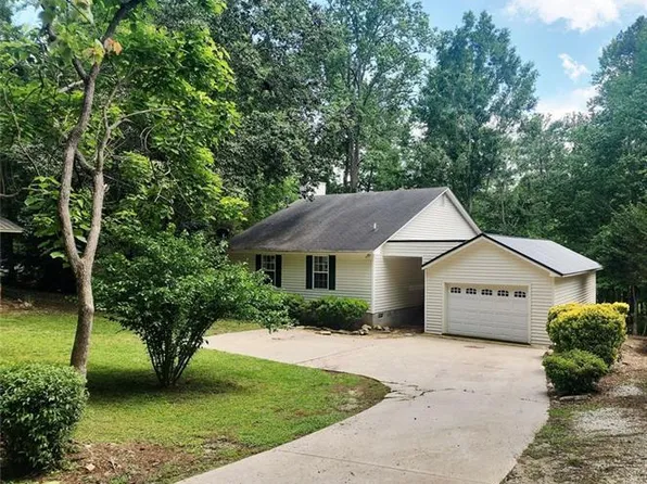 136 Greenock Cv, Toccoa, GA 30577