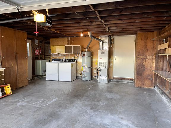 3rd image of 106 Temelec Cir