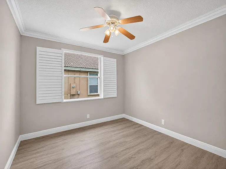 6319 C Durham Dr — Photo 29