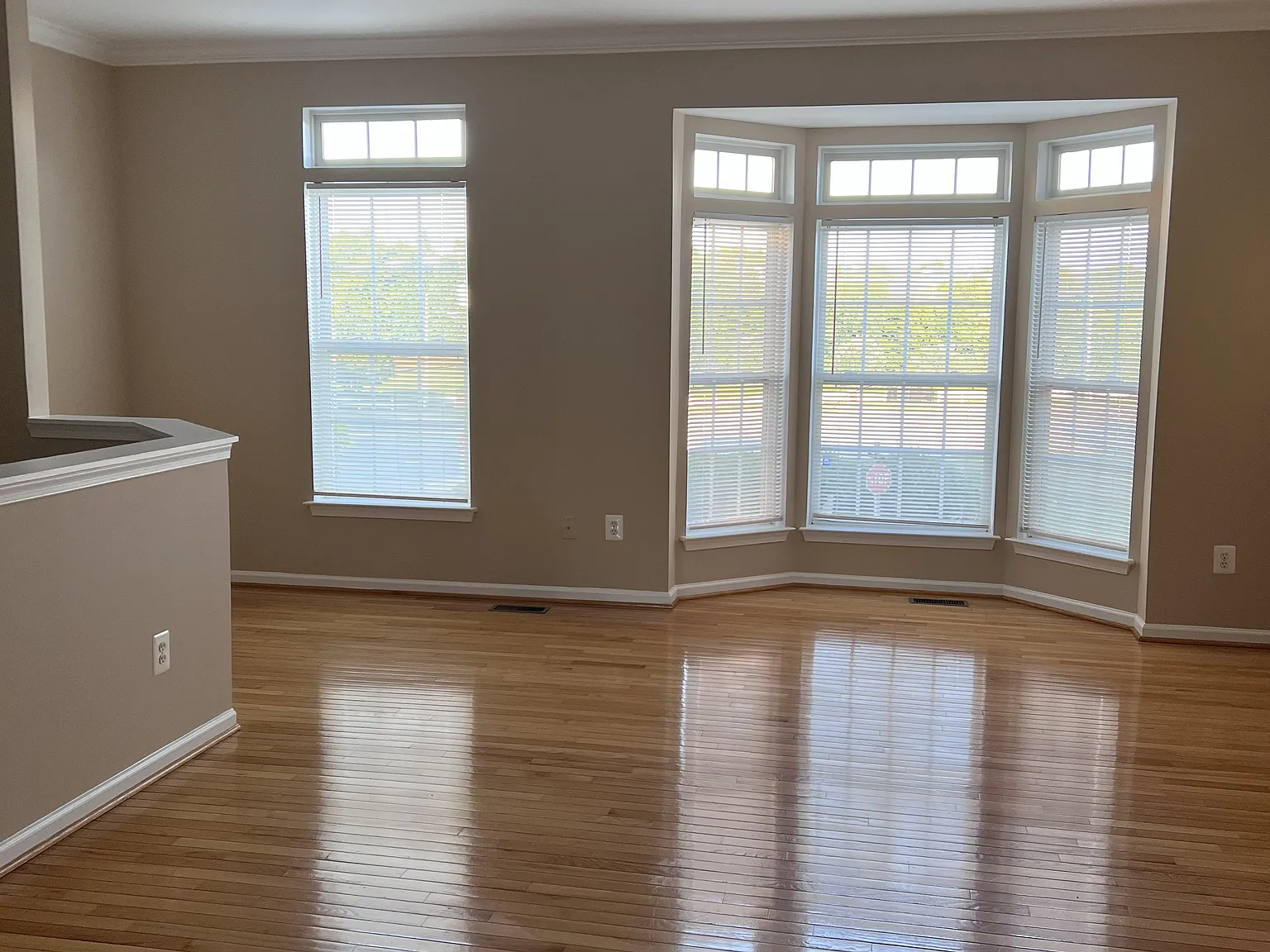 9110 Kelford Ct — Photo 3