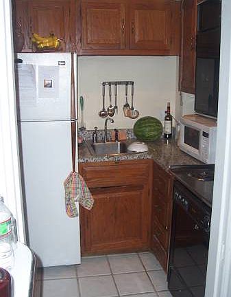4th image of 429 Marlborough St APT 3B
