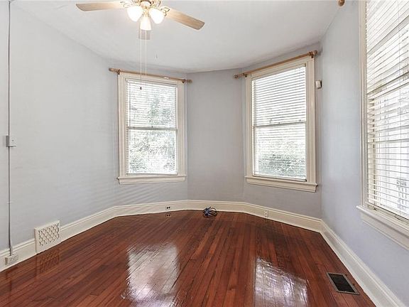 4th image of 1829 Bordeaux St