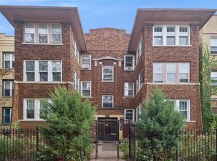 7637 N Bosworth Ave #3S, Chicago, IL 60626