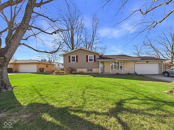 2nd image of 2605 Catalina Dr