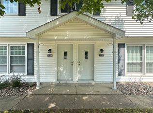 9107 Summit Dr #9107, Clive, IA 50325