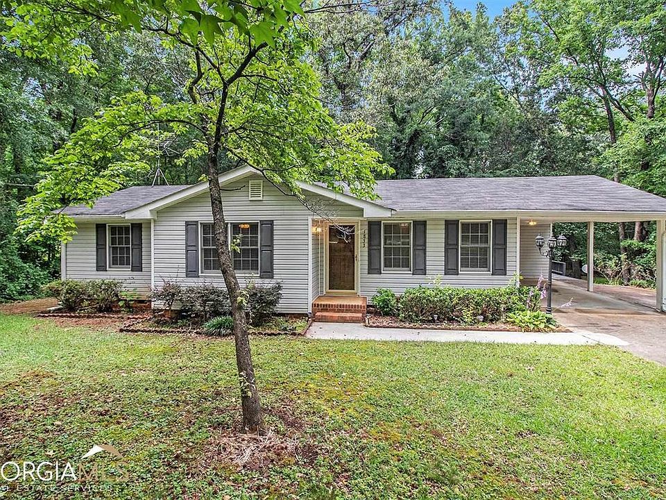 1st image of 1833 Pinecrest Dr