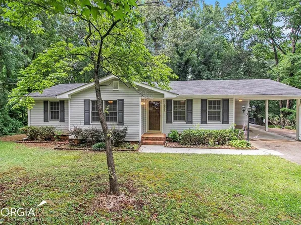 1833 Pinecrest Dr, Griffin, GA 30223