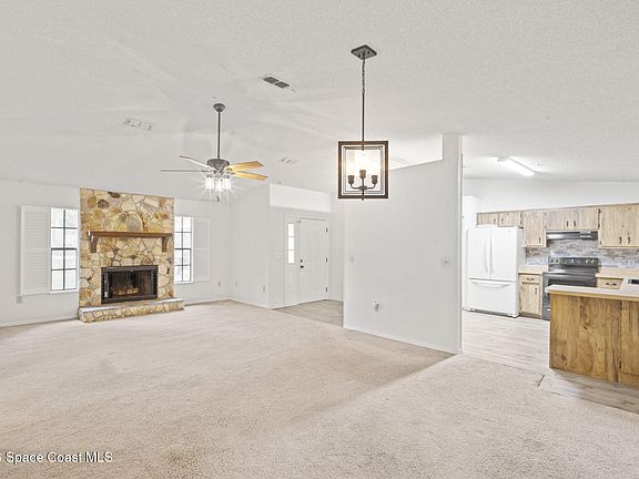 3rd image of 3265 Canaveral Groves Blvd