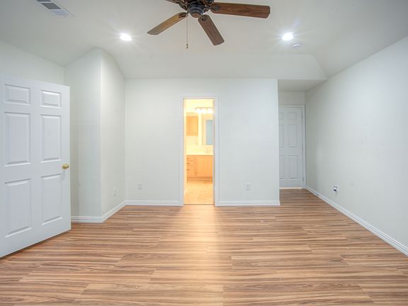 4th image of 18243 Justice Ln