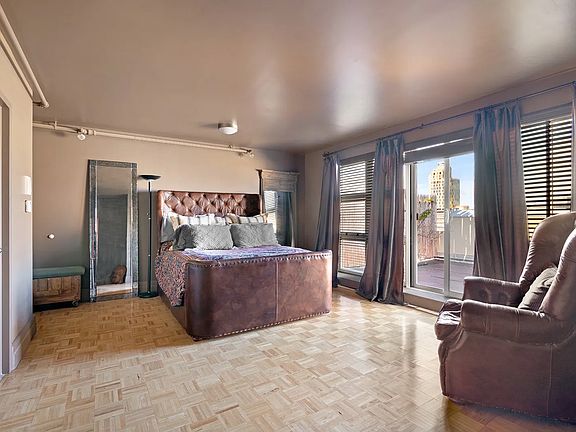 4th image of 852 Cypress Ave APT 3D