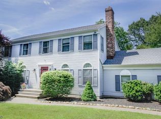 7 Rockwell Rd, Belvidere, NJ 07823