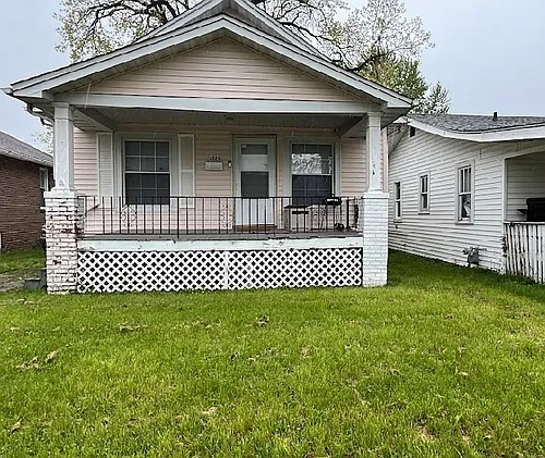 1329 E Riverside Ave Photo 1