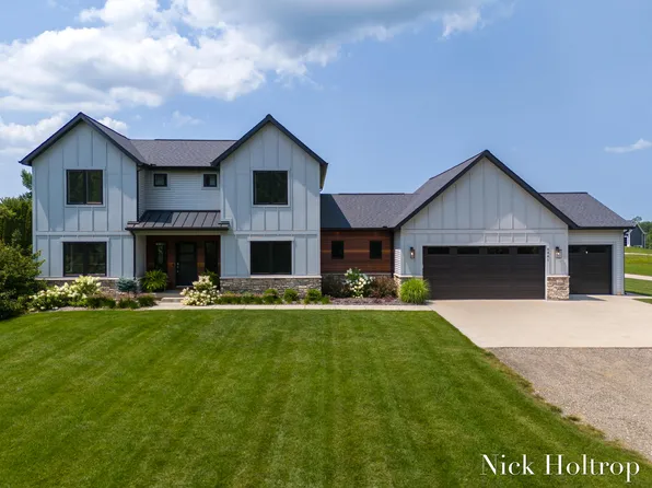6441 64th Ave, Hudsonville, MI 49426