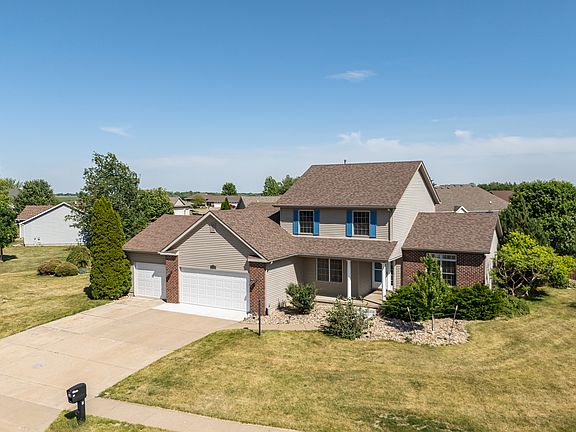 2nd image of 11 Jacob Dr