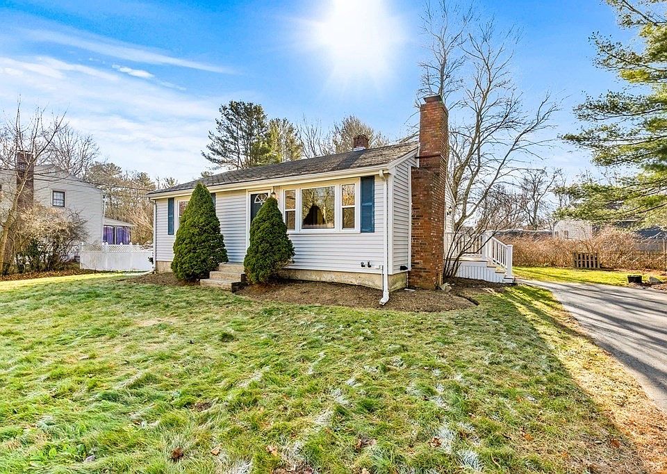 1185 Central St, East Bridgewater, MA 02333 Zillow