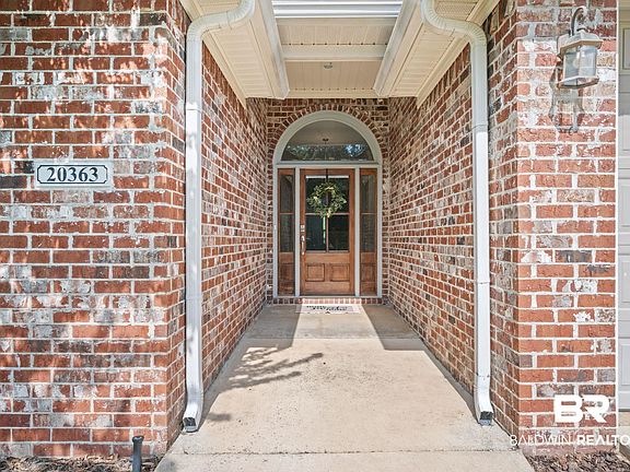 4th image of 20363 Cadena Creek Ave