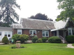330 N 2nd St, Emmaus, PA 18049