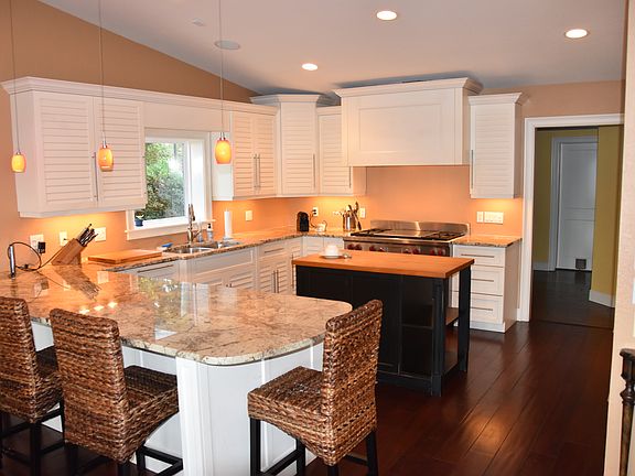 2nd image of 11405 Carrollwood Dr