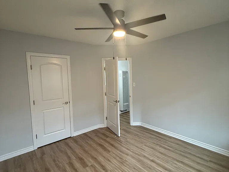 Elmwood Villa — Photo 12