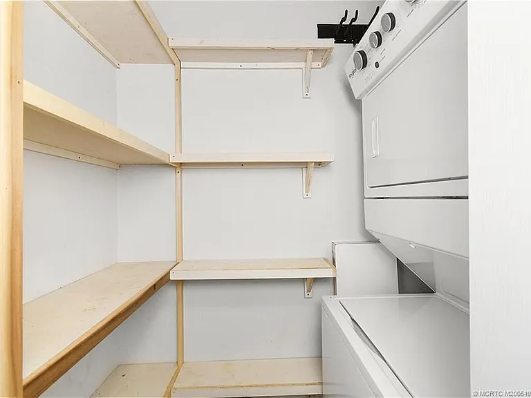 3129 SE Indian St #3 — Photo 7
