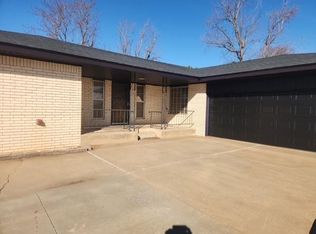 1229 N Indiana St, Weatherford, OK 73096